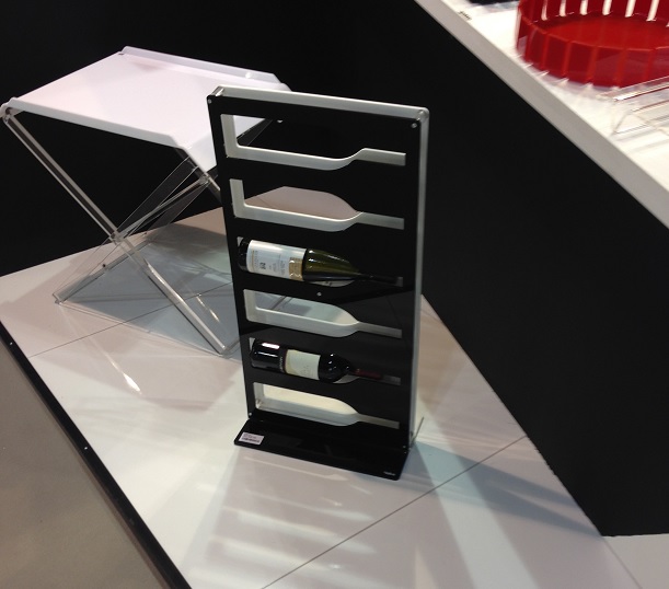 pleksi_ev_urunleri_02_8_mm_sise_seklinde_pleksi_saraplik