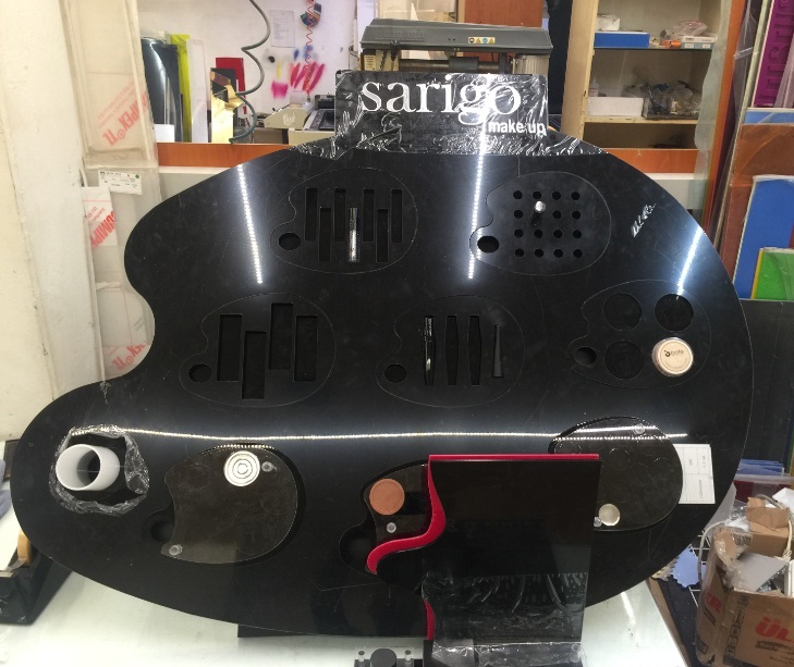 pleksi_kozmetik_standi_20