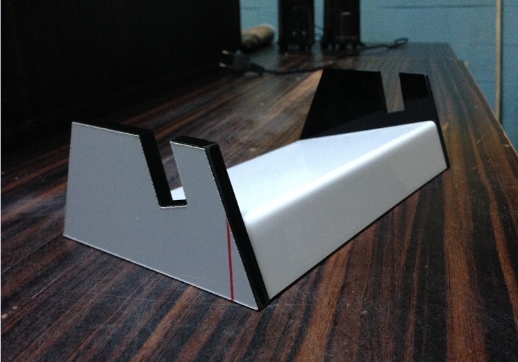 pleksi_telefon_standi_04_8mm_siyah_pleksiglas