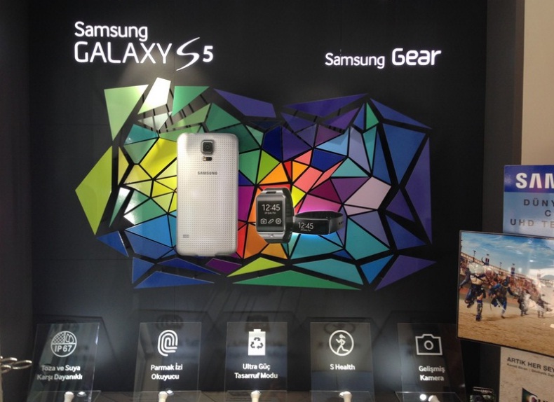 pleksi_urun_teshir_standlari_09