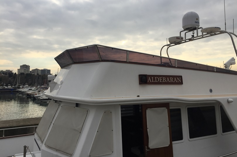 pleksi_yat_ve_tekne_calismalari_01_15_mm_pleksiglas_korkuluk